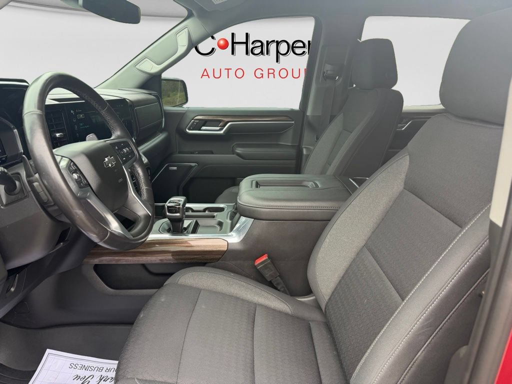 Used 2022 Chevrolet Silverado 1500 RST AWD/4WD image 13