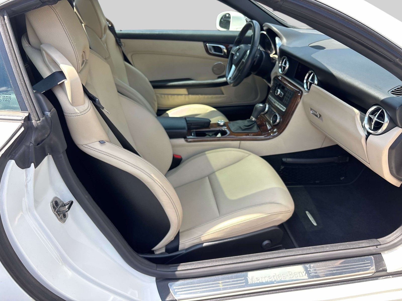 Used 2014 Mercedes-Benz SLK 250 image 14