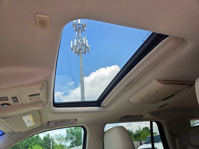 Used 2018 Cadillac Escalade Luxury RWD image 7