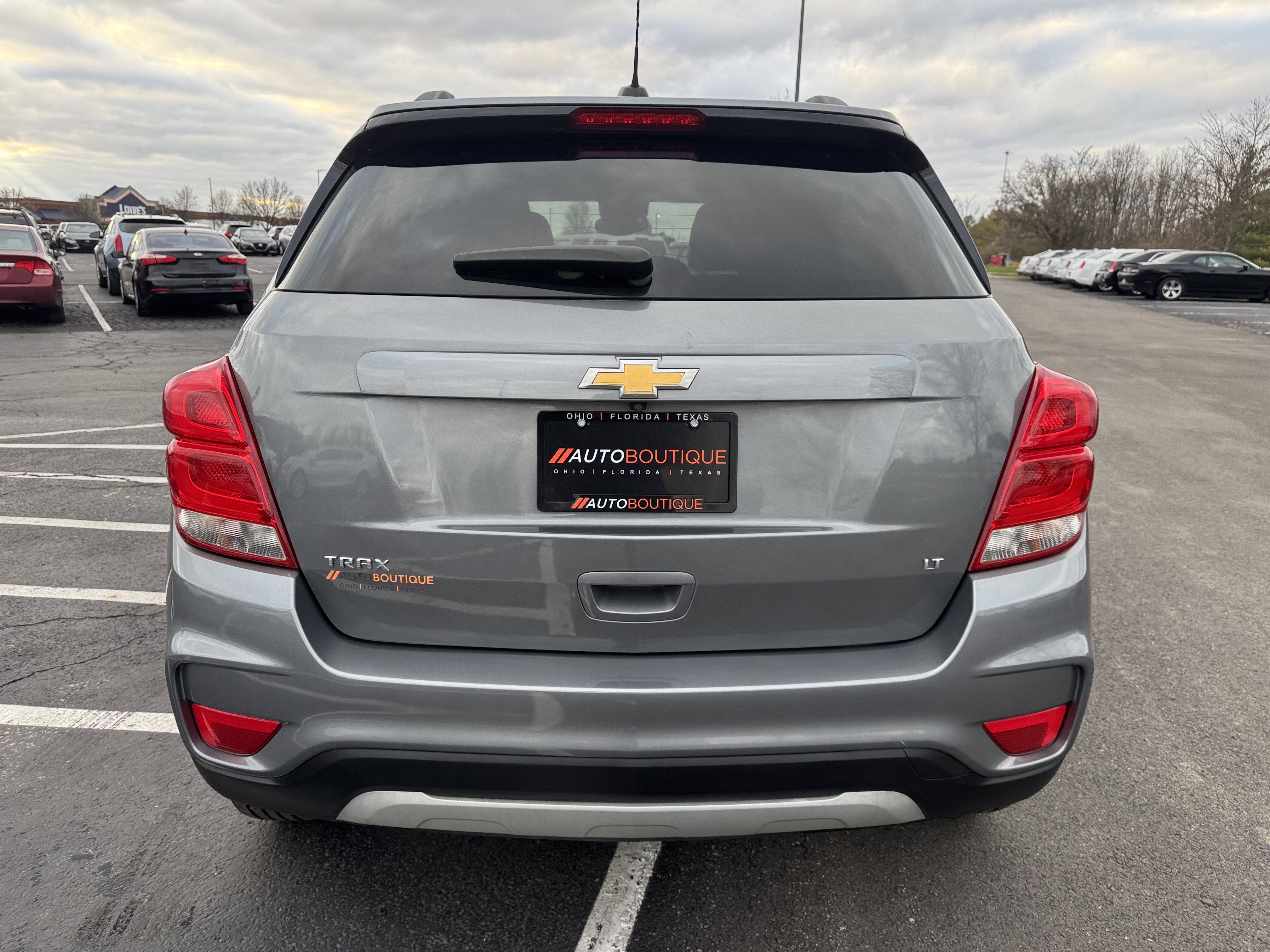 Used 2019 Chevrolet Trax LT w/ LT Convenience Package image 14