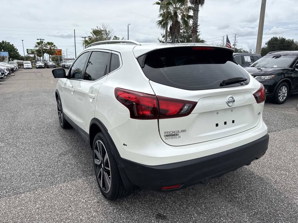 Certified 2019 Nissan Rogue Sport SL w/ Premium Package FWD image 6