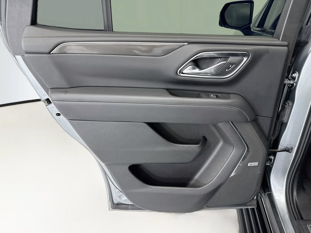 Used 2024 GMC Yukon AT4 w/ Technology Package AWD/4WD image 26