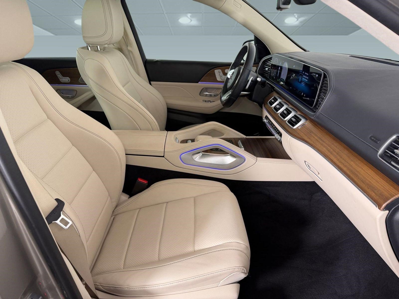 Used 2023 Mercedes-Benz GLS 450 4MATIC image 23