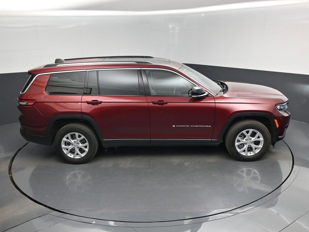 Used 2024 Jeep Grand Cherokee L Limited w/ Luxury Tech Group II image 42