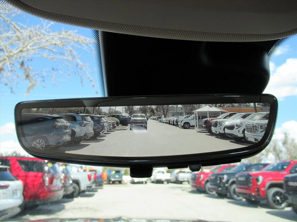 Used 2021 Buick Envision Avenir w/ Technology Package II image 29