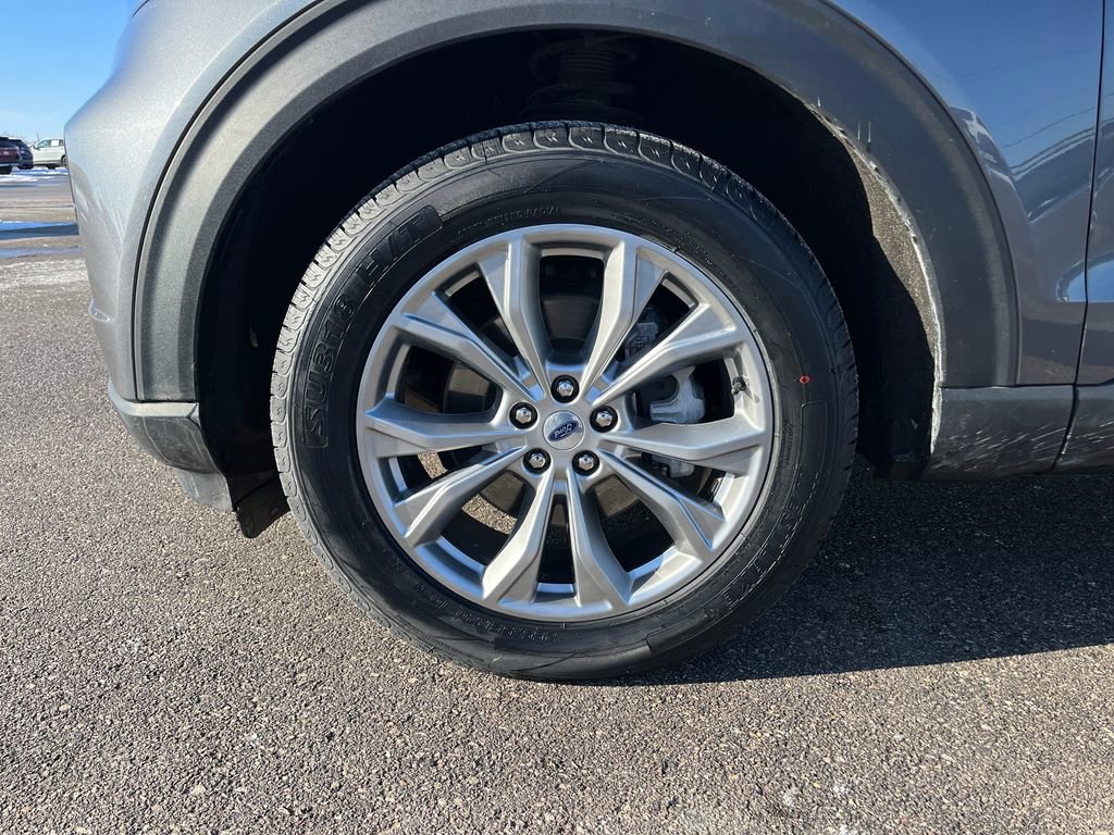 Used 2023 Ford Explorer XLT w/ Equipment Group 202A image 30