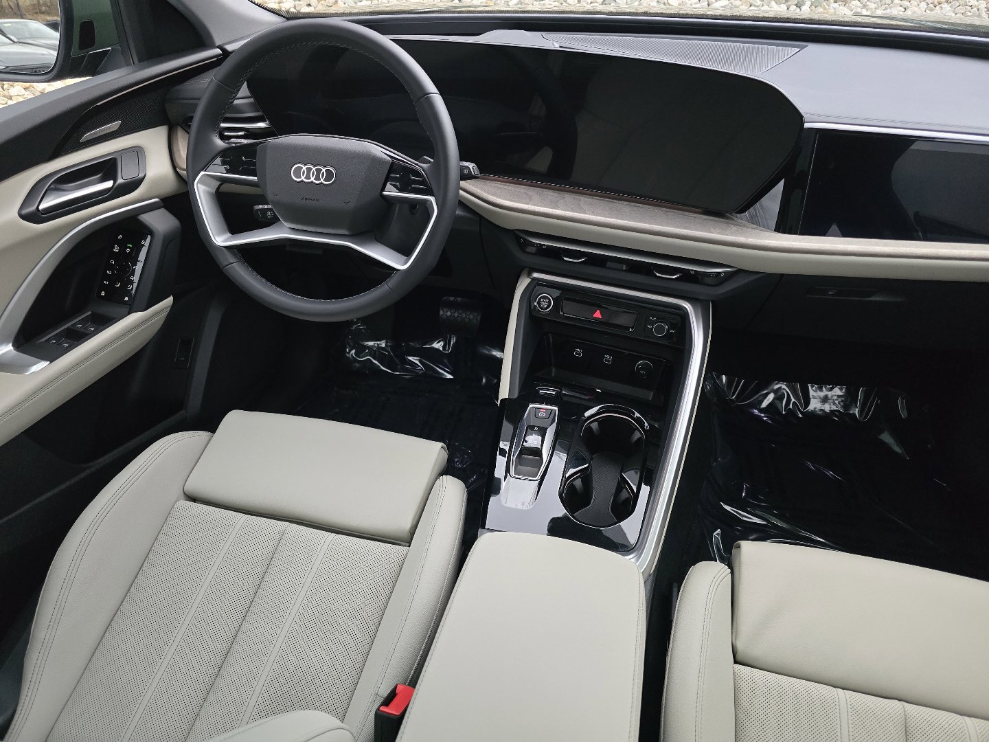 Certified 2025 Audi Q5 Prestige image 35