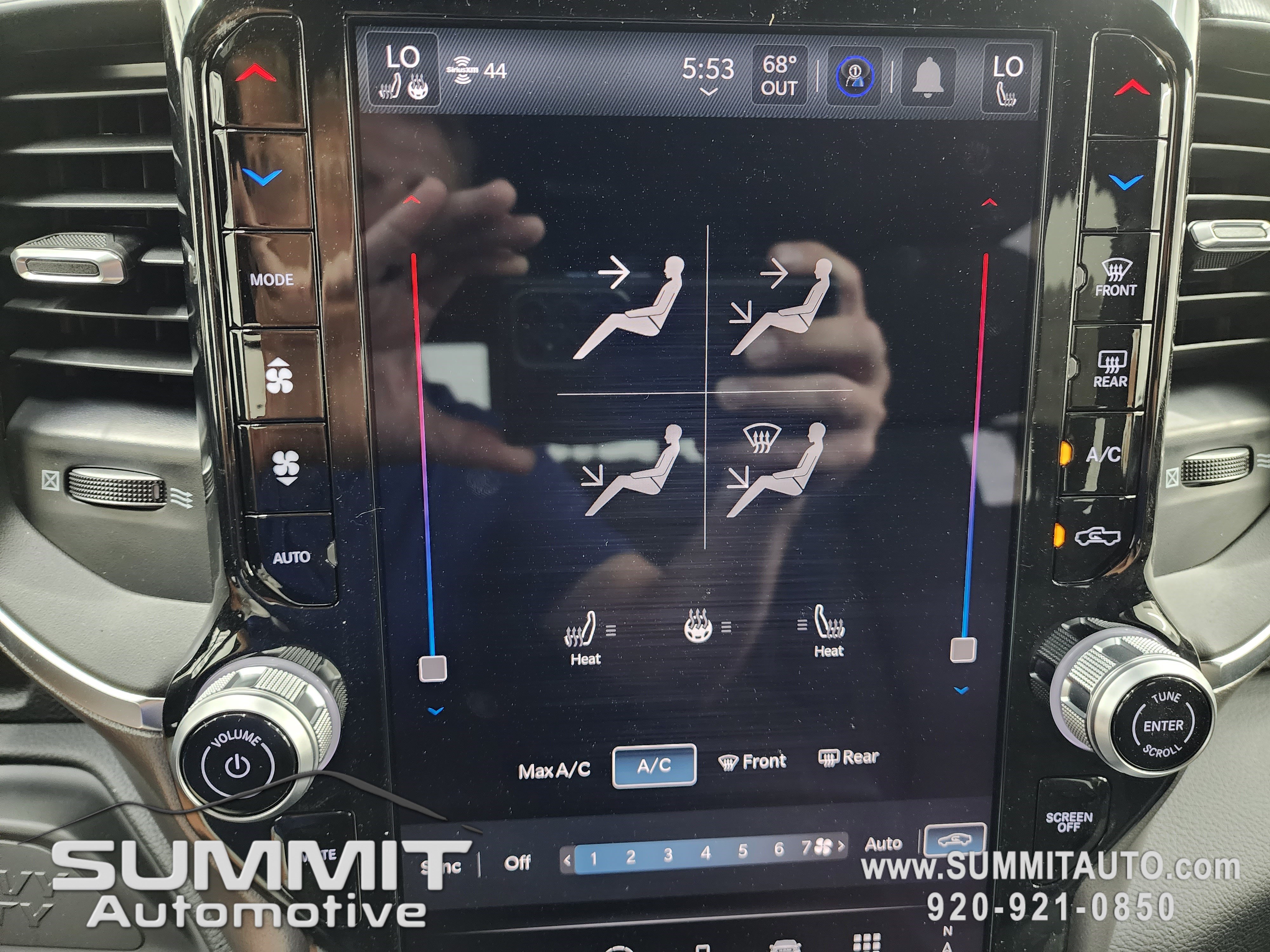 New 2026 RAM 2500 Big Horn AWD/4WD image 18