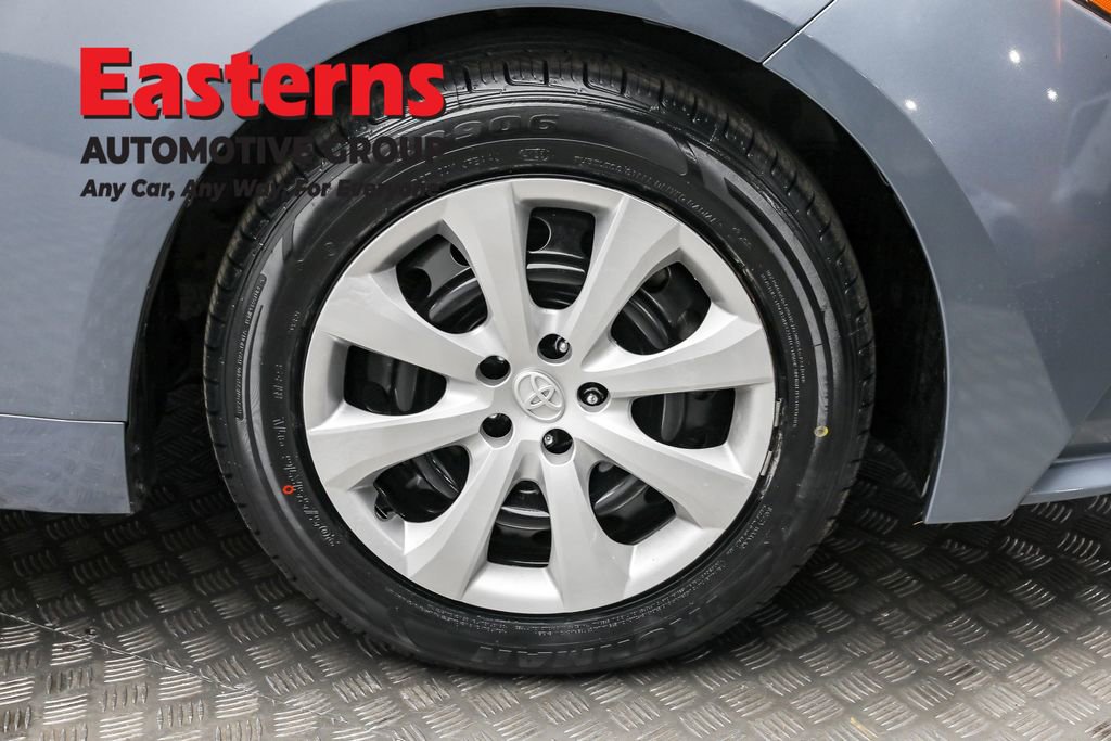 Used 2024 Toyota Corolla LE image 29
