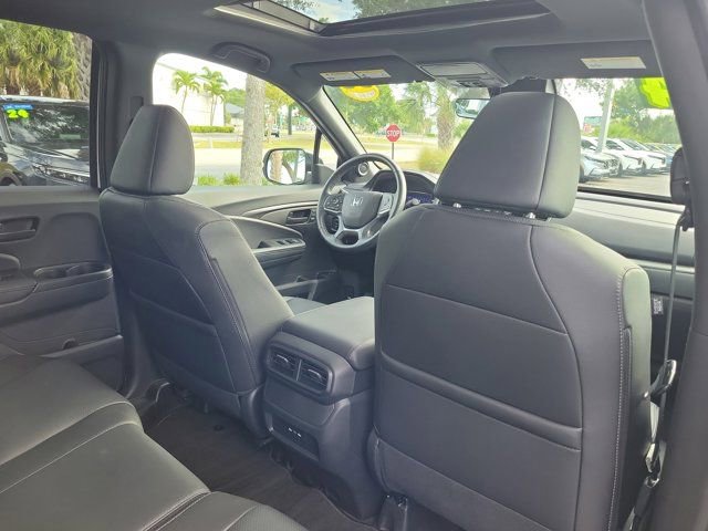 Used 2024 Honda Passport EX-L image 3