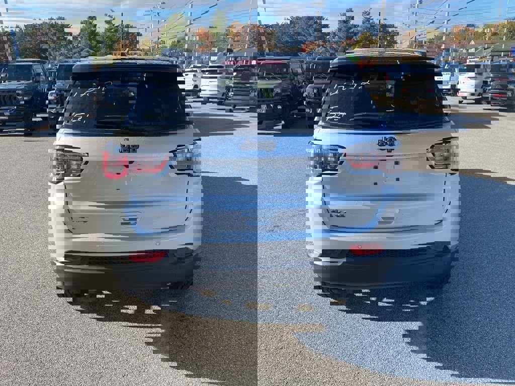 New 2026 Jeep Compass Limited image 6