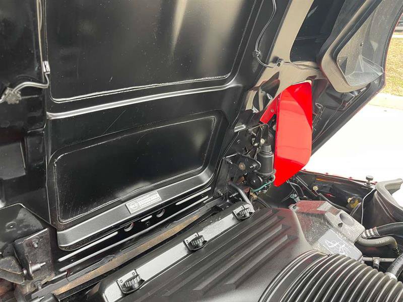 Used 1990 Chevrolet Corvette Convertible RWD image 92