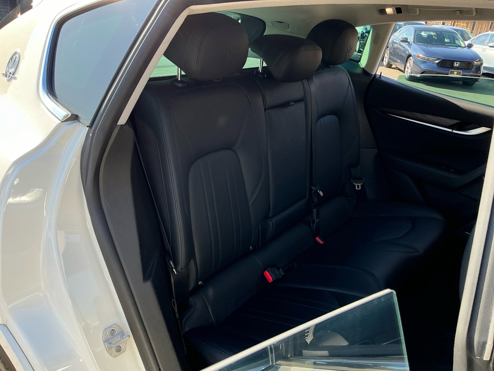 Used 2019 Maserati Levante image 21