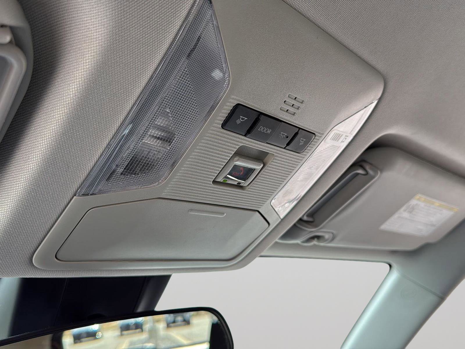 Used 2025 Toyota RAV4 XLE image 39