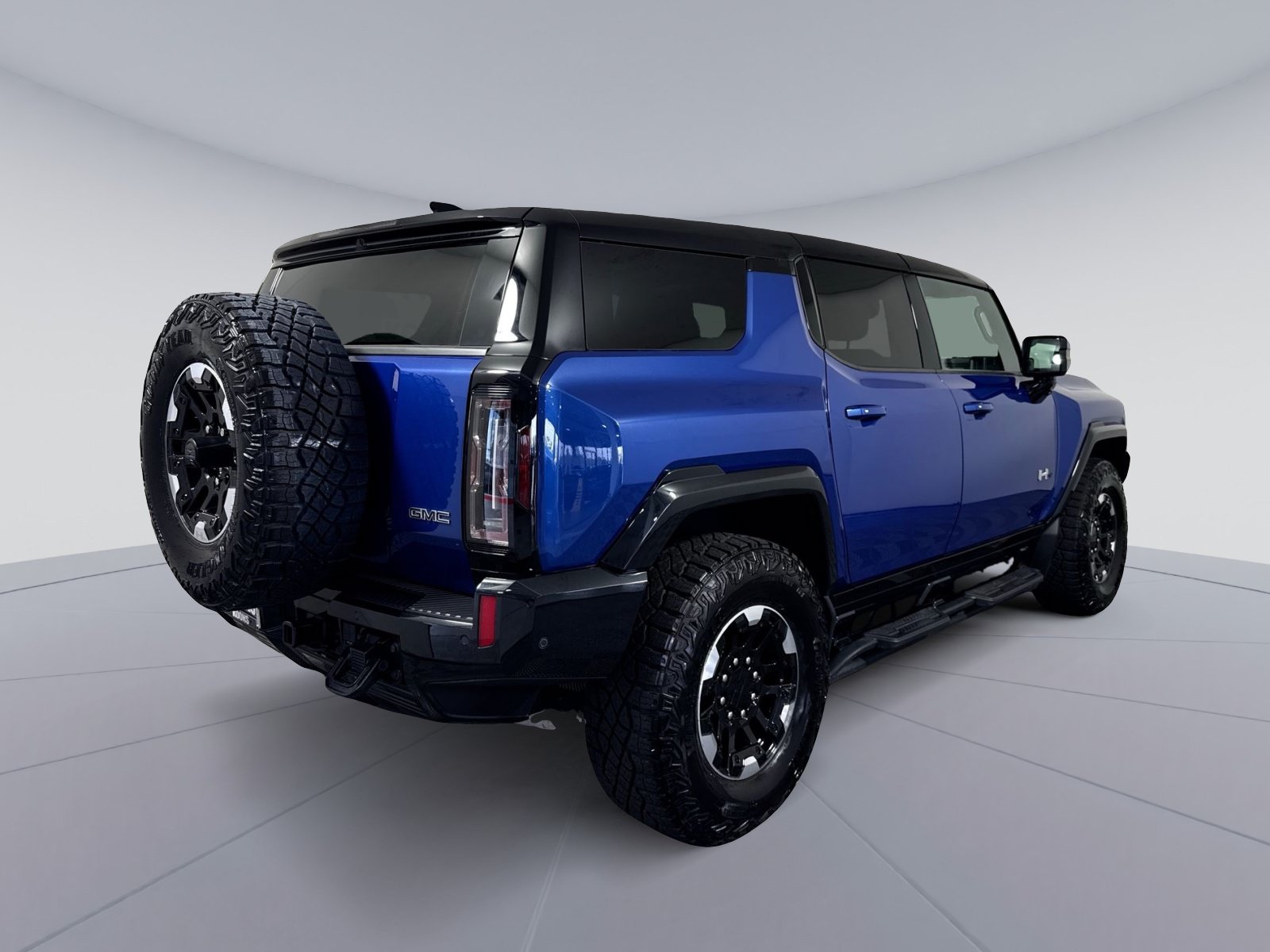 Used 2024 GMC Hummer EV 2X w/ Extreme Off-Road Package AWD/4WD image 7