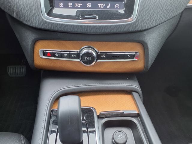 Certified 2023 Volvo XC90 T8 Plus w/ Protection Package Premier AWD/4WD image 28