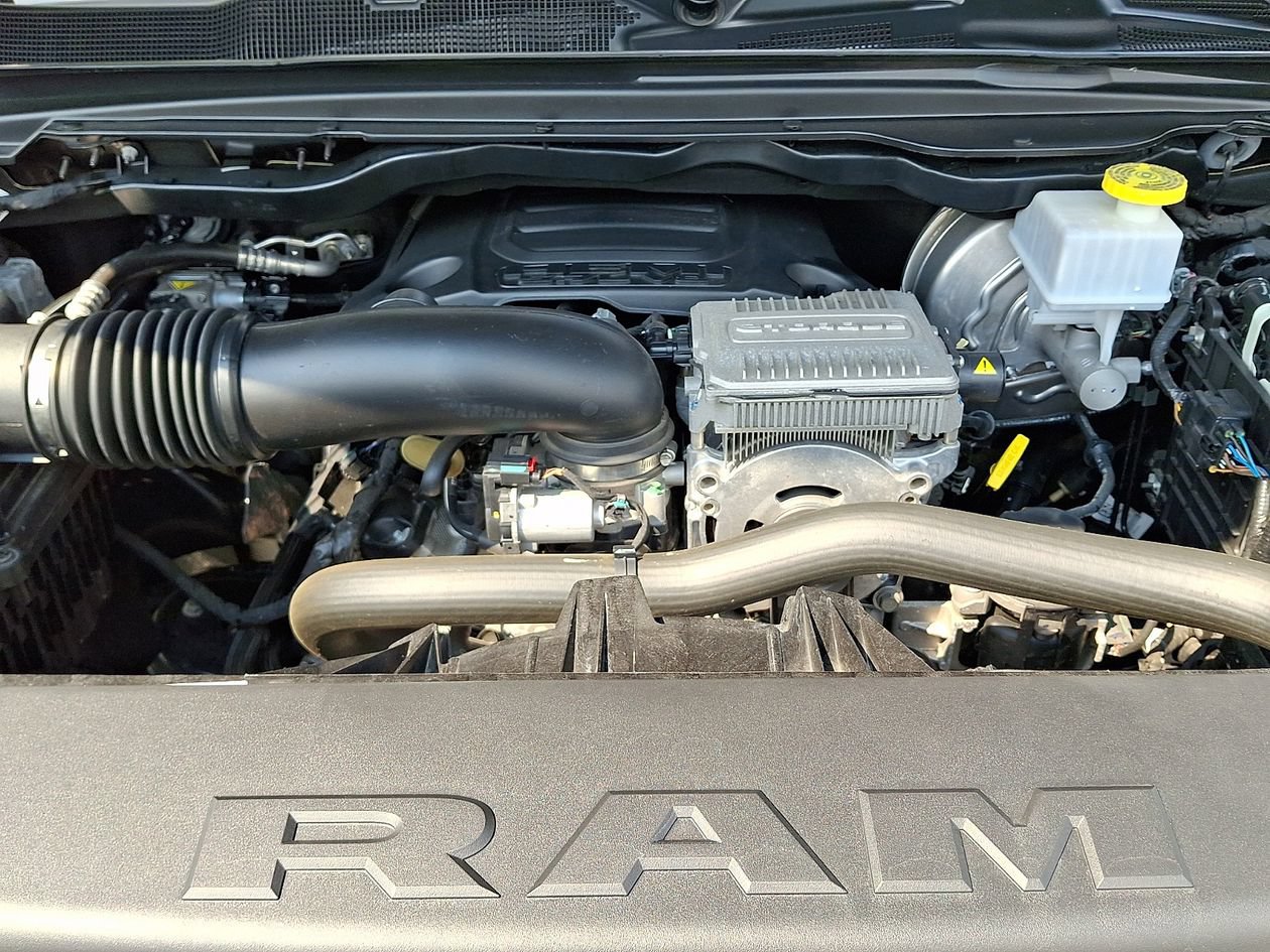 Used 2023 RAM 1500 Laramie AWD/4WD image 28
