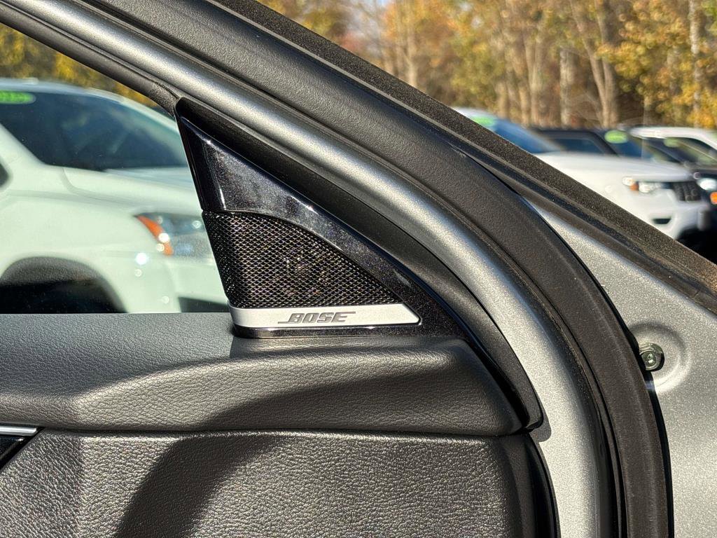 Used 2017 INFINITI QX30 Premium w/ Navigation Package image 14