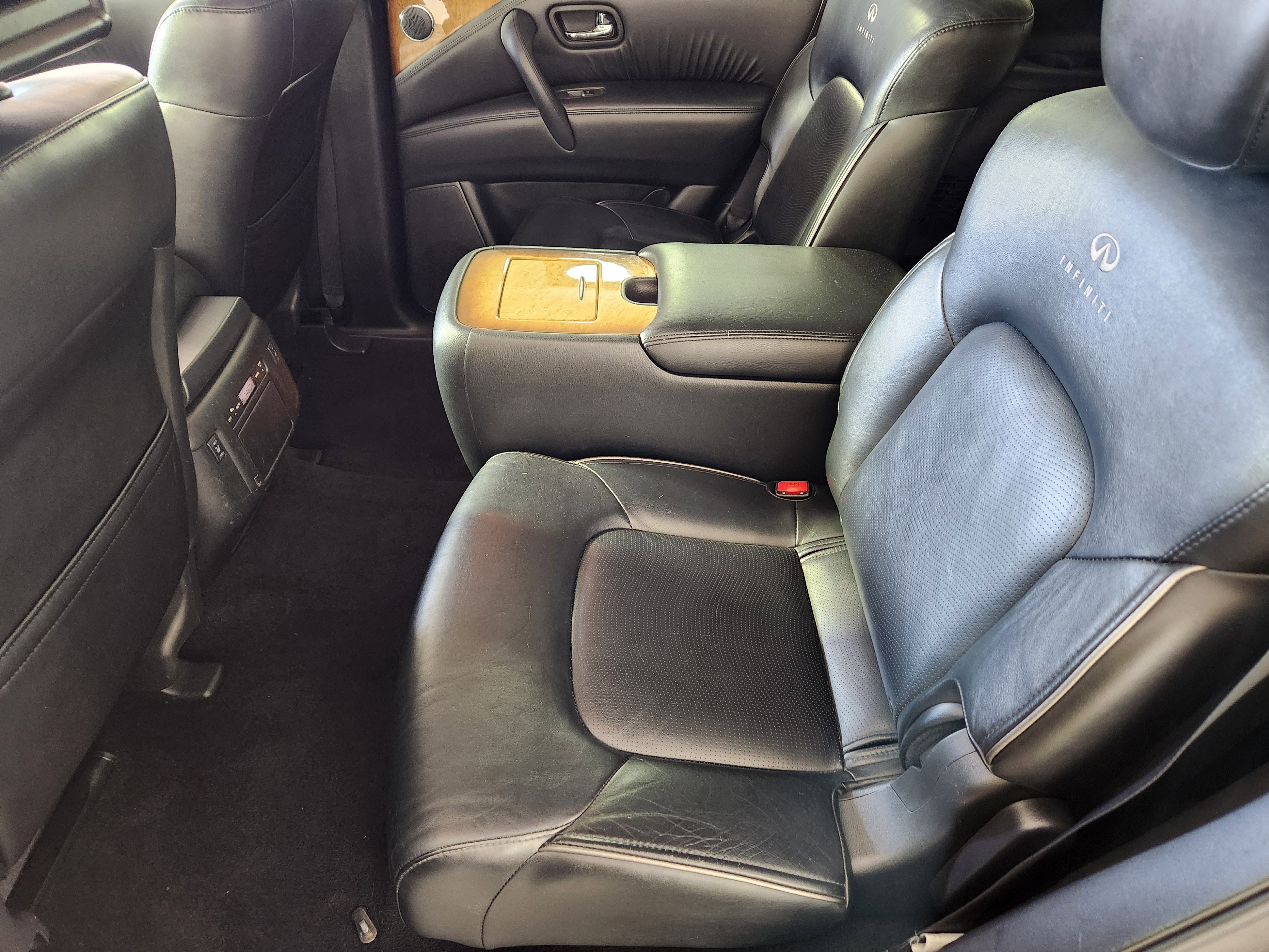 Used 2013 INFINITI QX56 4WD w/ Theater Pkg image 14