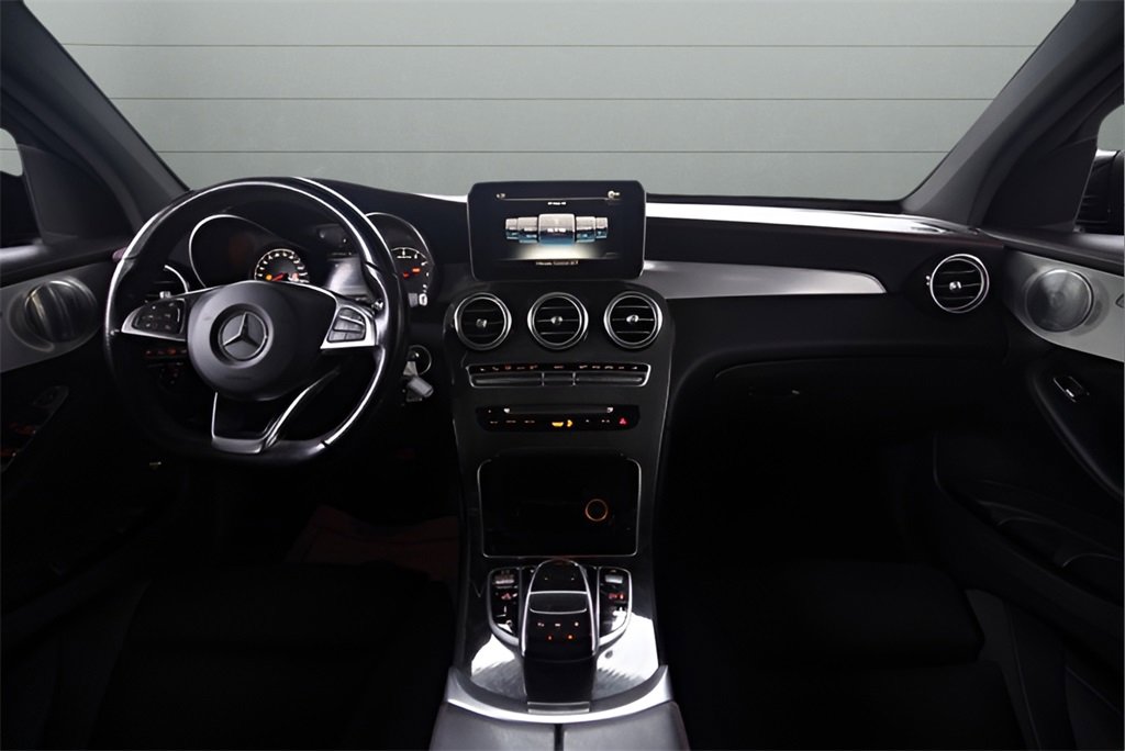 Used 2019 Mercedes-Benz GLC 43 AMG 4MATIC Coupe image 34