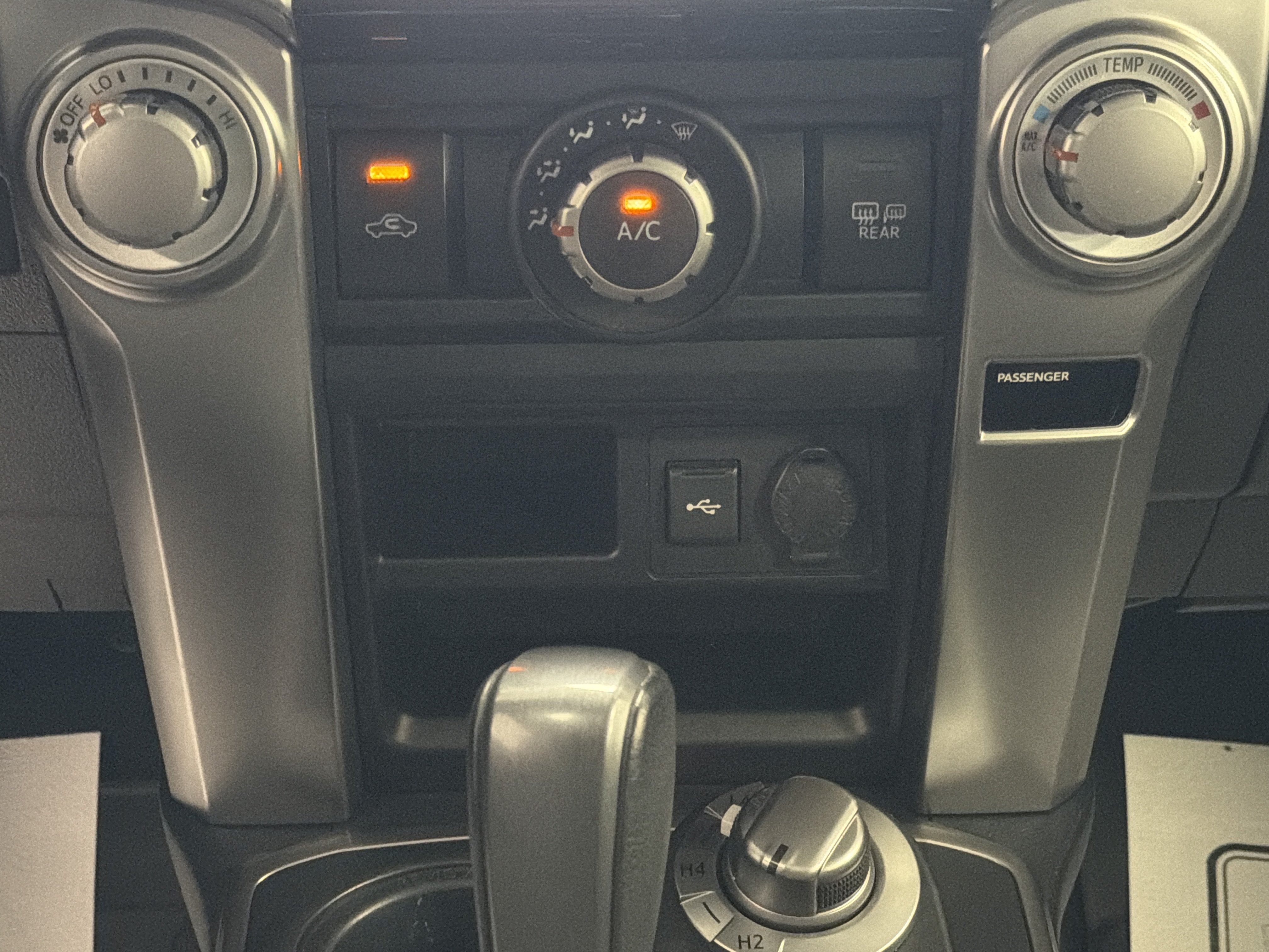 Used 2024 Toyota 4Runner SR5 Premium w/ Moonroof Package AWD/4WD image 16