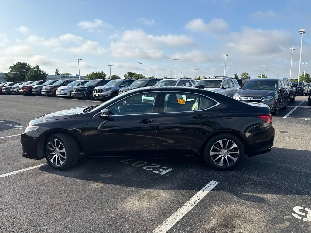 Used 2017 Acura TLX w/ Technology Package FWD image 4
