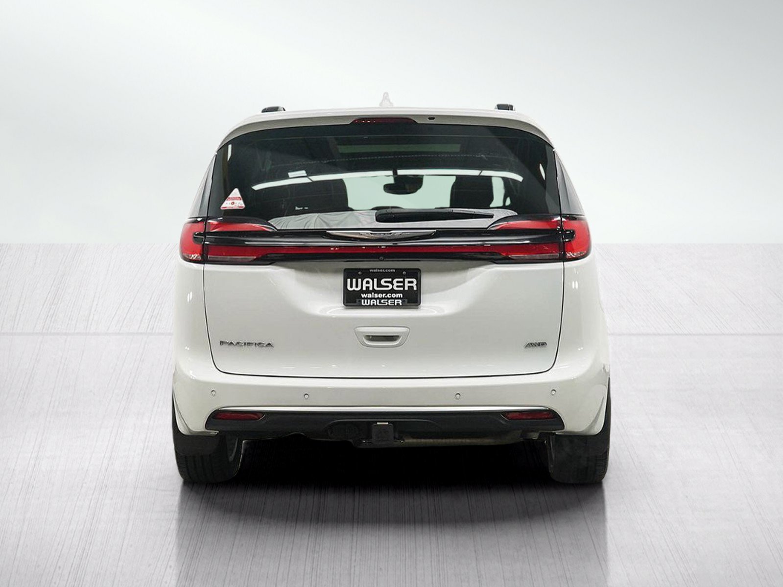 Used 2022 Chrysler Pacifica Pinnacle AWD/4WD image 4