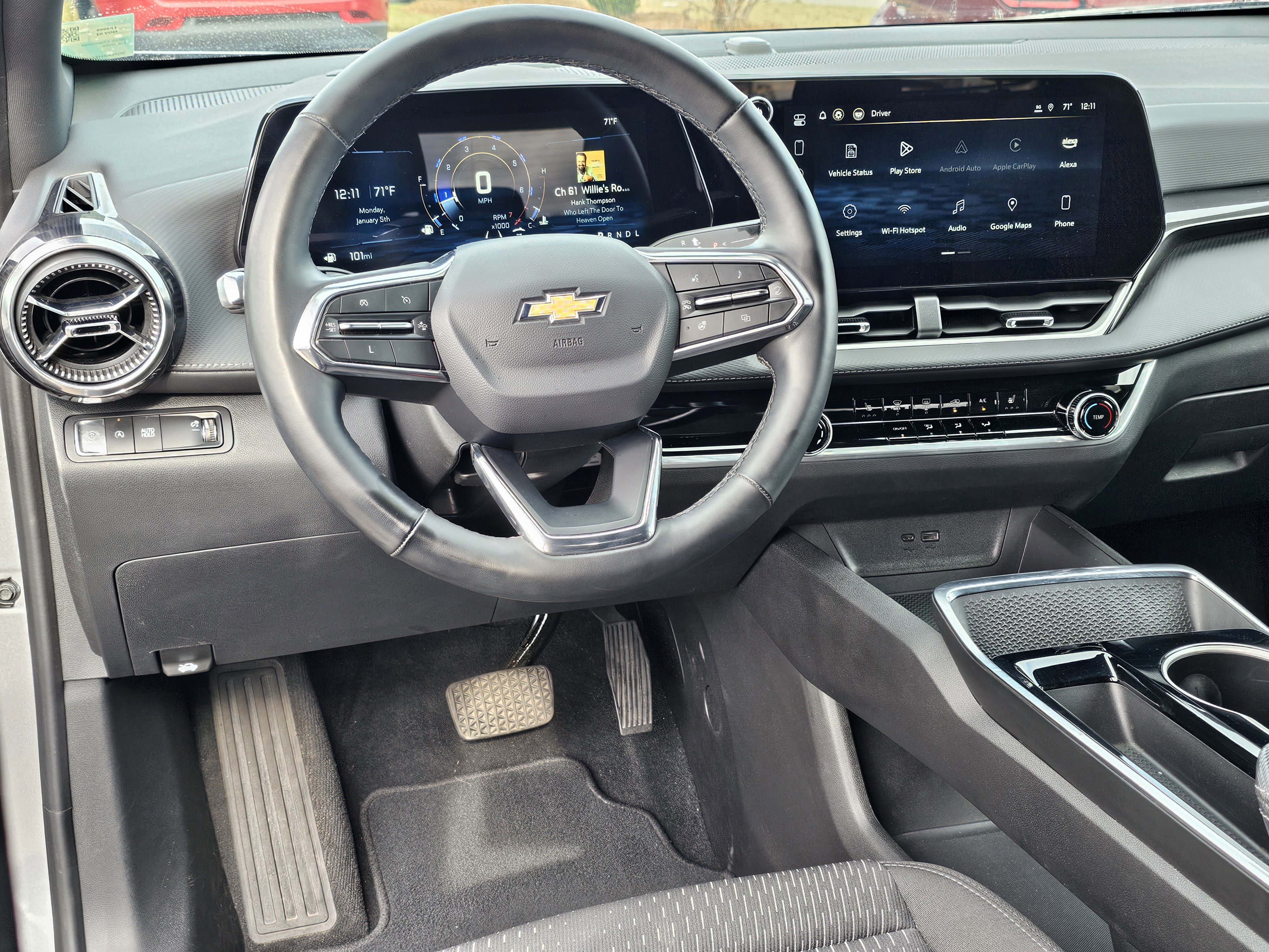 Used 2025 Chevrolet Equinox LT image 33