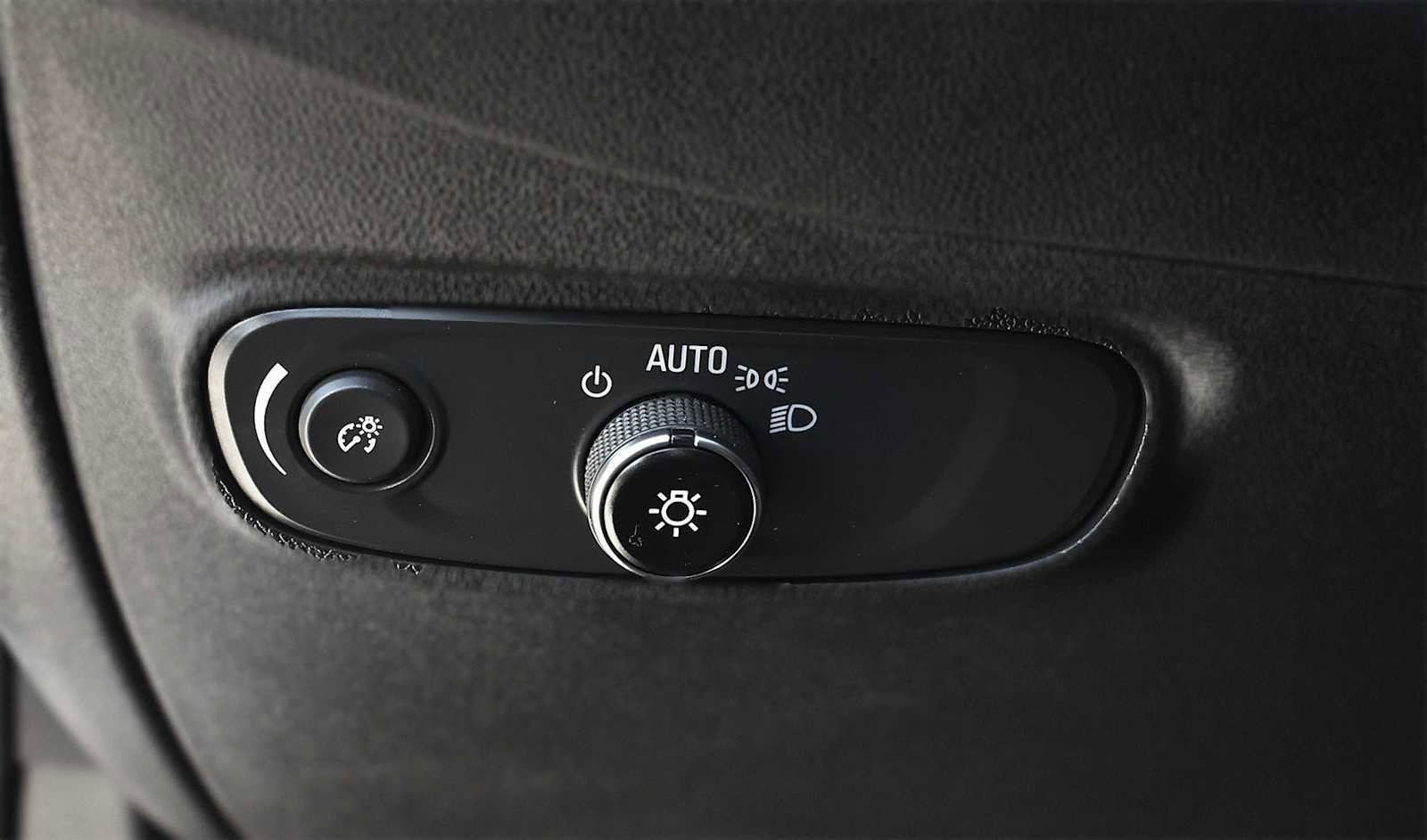 Used 2019 Chevrolet Equinox Premier AWD/4WD image 23