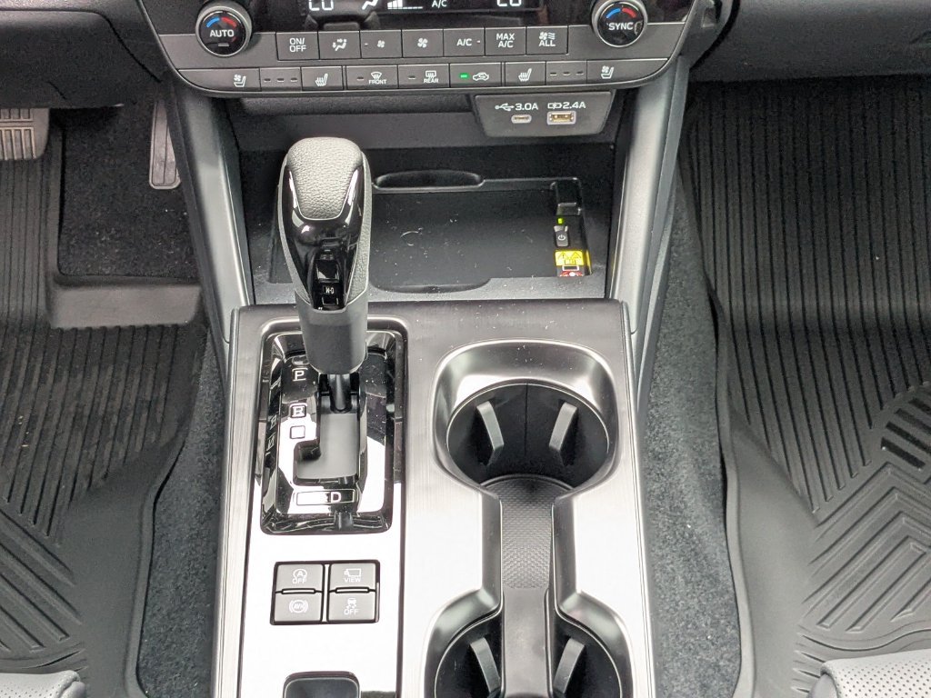 New 2026 Subaru Outback Touring AWD/4WD image 18