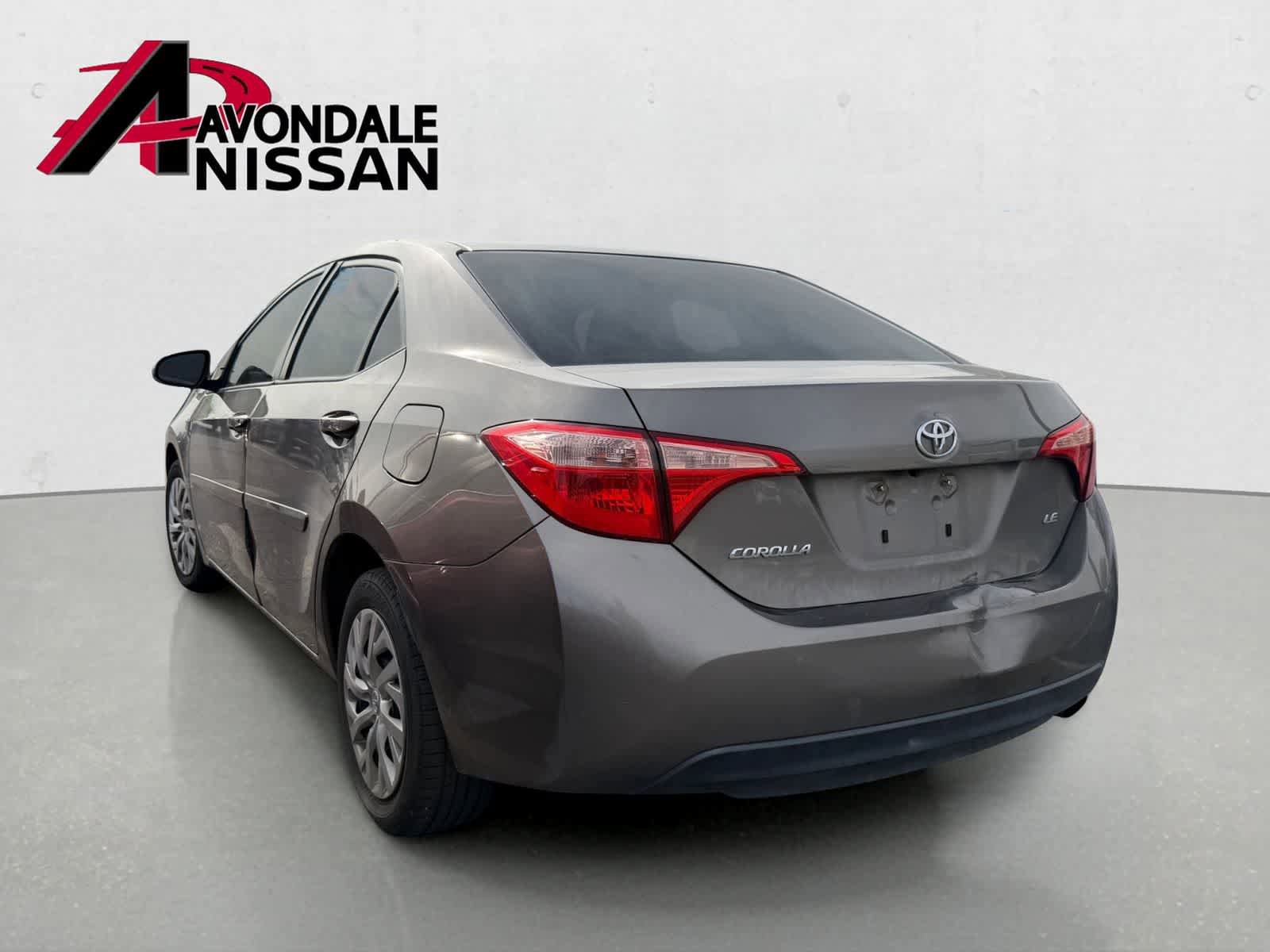 Used 2019 Toyota Corolla LE w/ Carpet Mat Package (TMS) FWD image 2