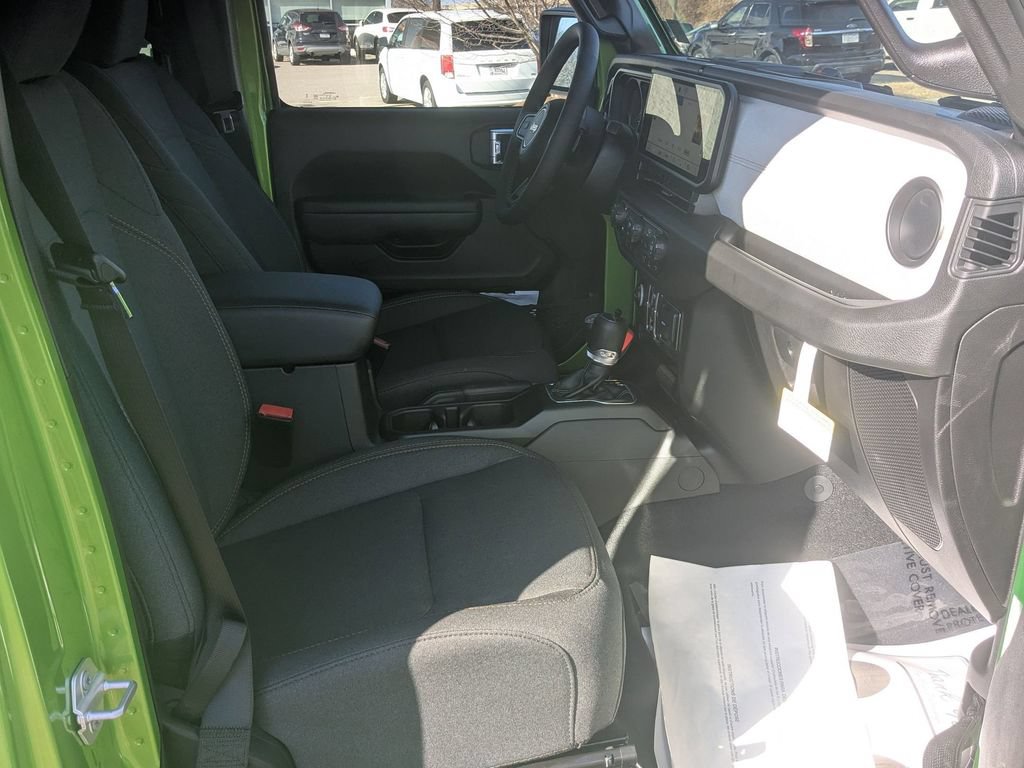 New 2026 Jeep Gladiator Sport AWD/4WD image 29