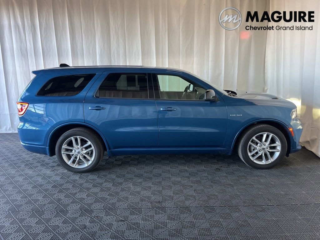Used 2024 Dodge Durango R/T w/ Trailer Tow Group IV AWD/4WD image 2
