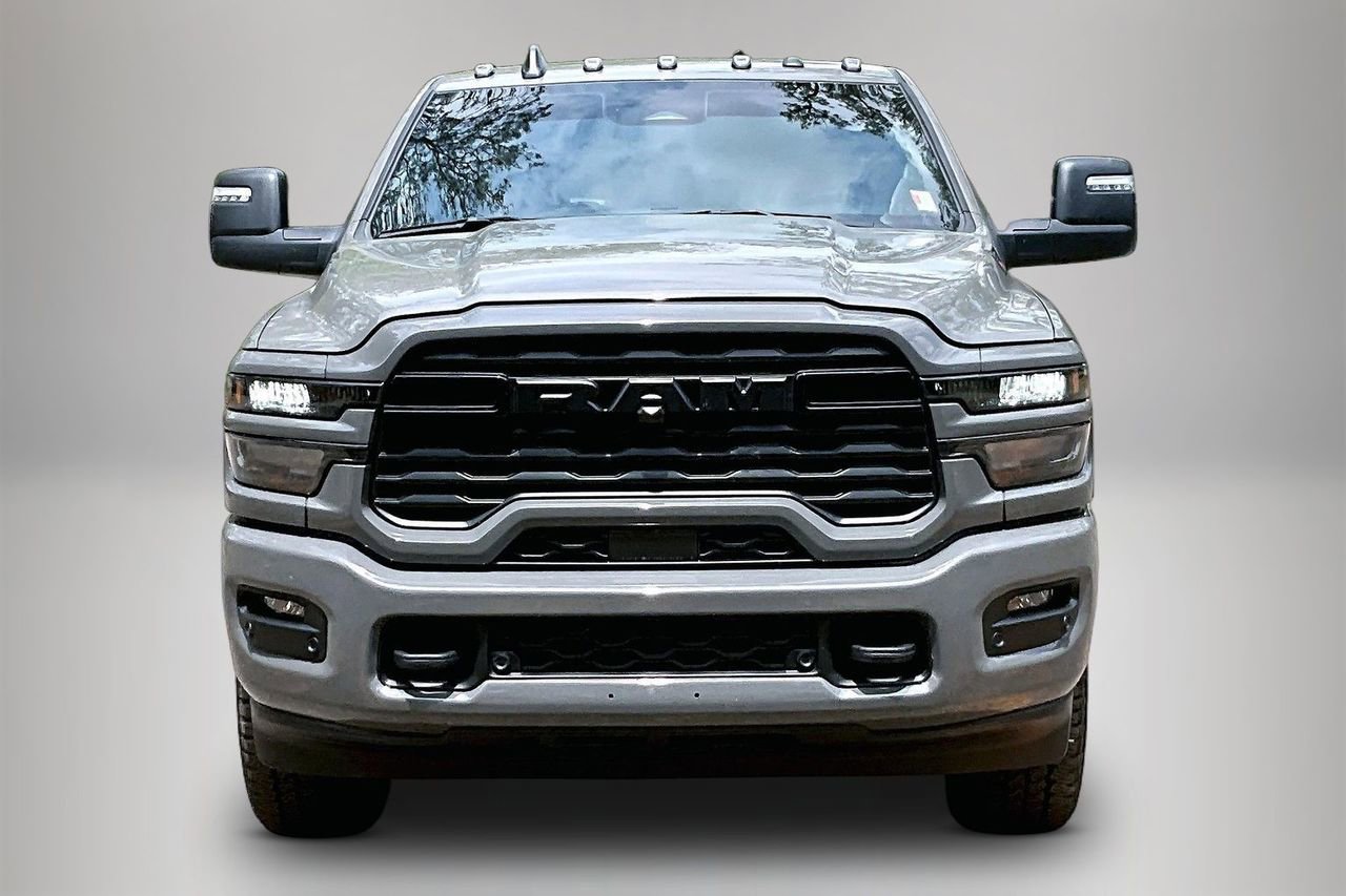 Used 2026 RAM 2500 Big Horn AWD/4WD image 3