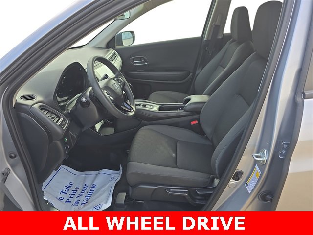 Used 2022 Honda HR-V EX image 9