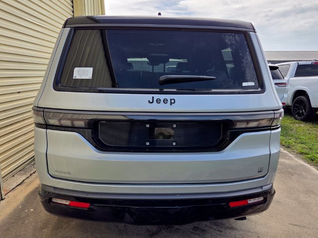 New 2026 Jeep Grand Wagoneer 4WD image 5