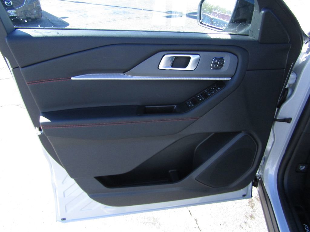 New 2026 Ford Explorer ST image 33