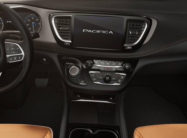 New 2026 Chrysler Pacifica Pinnacle FWD image 5