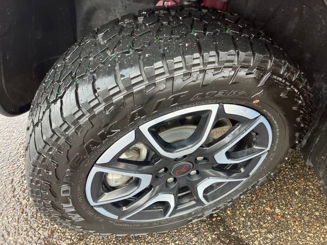 Used 2025 Jeep Compass Trailhawk image 22