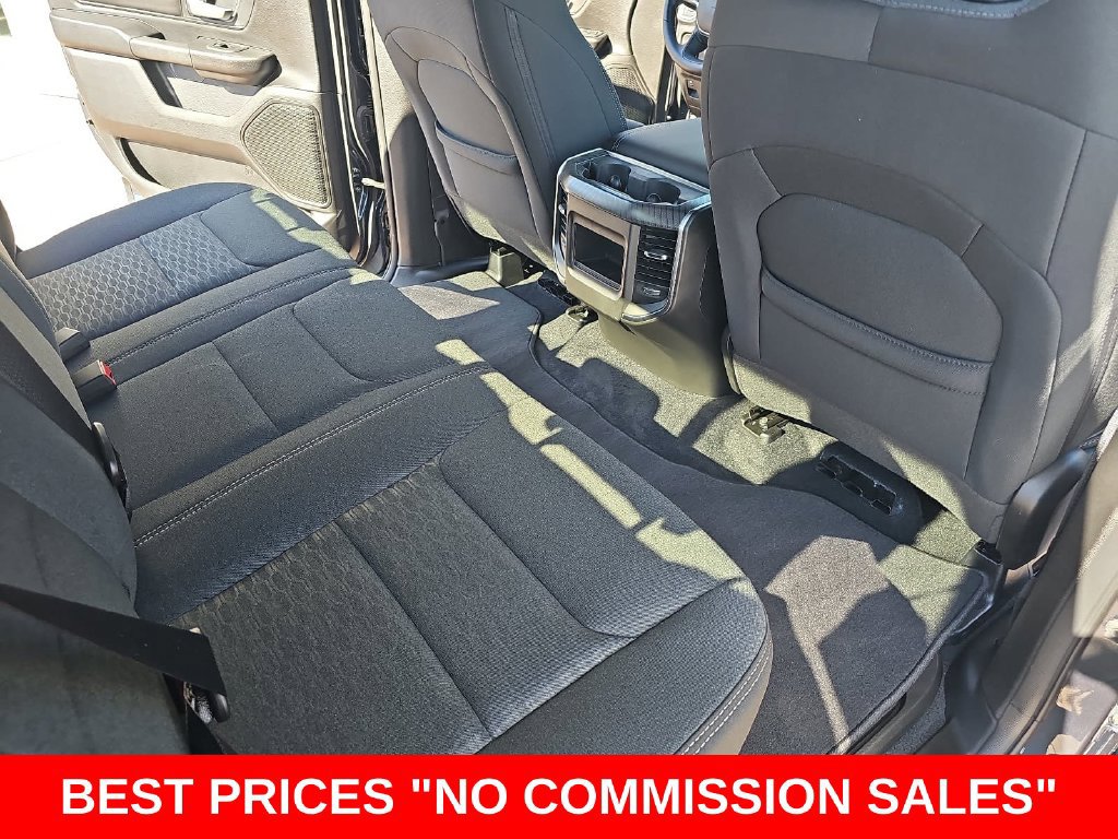 New 2026 RAM 1500 Express AWD/4WD image 11