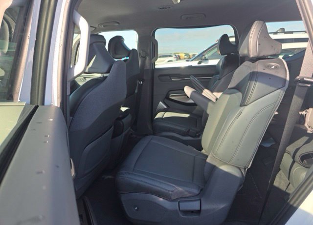 Certified 2024 Kia EV9 Light Long Range RWD image 12