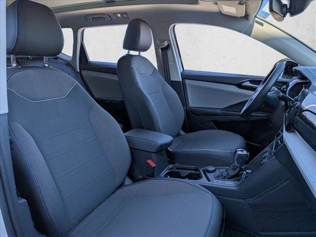 Used 2024 Volkswagen Taos SE image 17