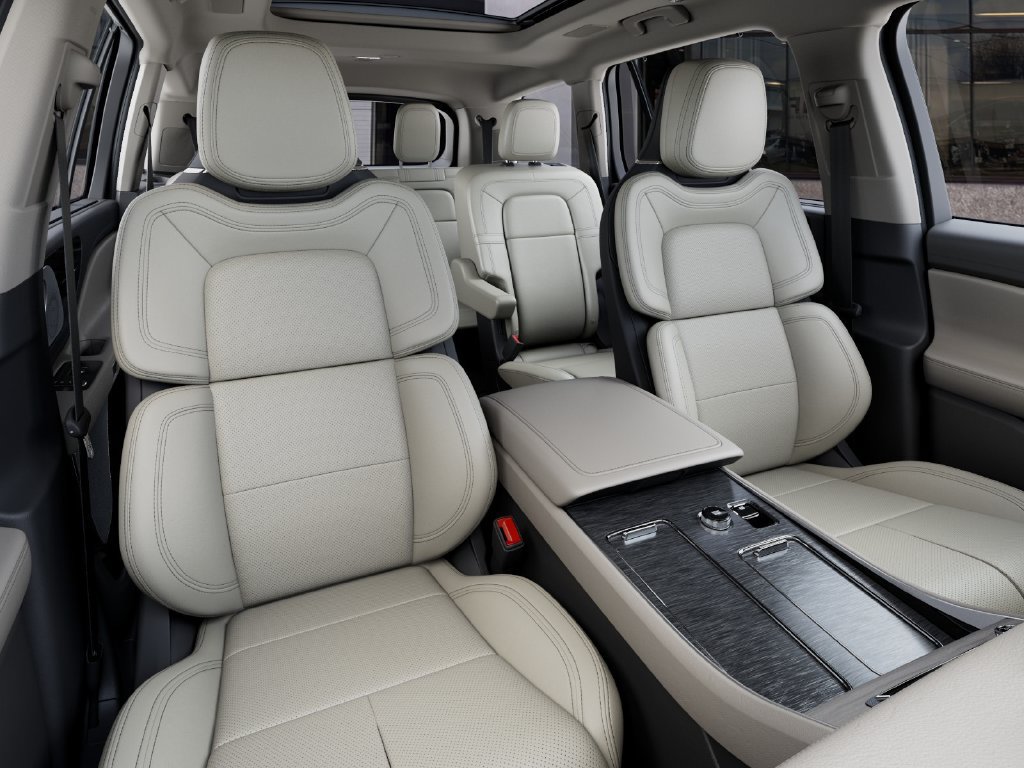 New 2027 Lincoln Aviator Reserve w/ Luxury Package AWD/4WD image 10