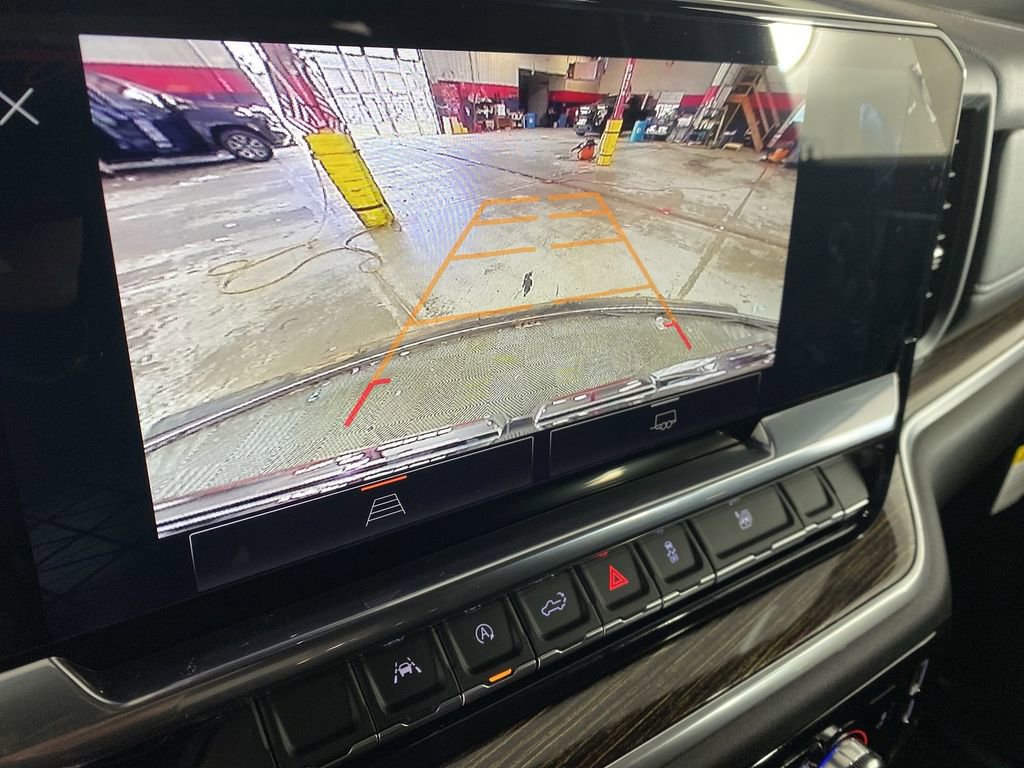 New 2026 GMC Sierra 1500 SLE image 16