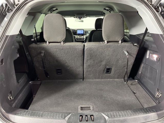 Used 2022 Ford Explorer XLT image 50