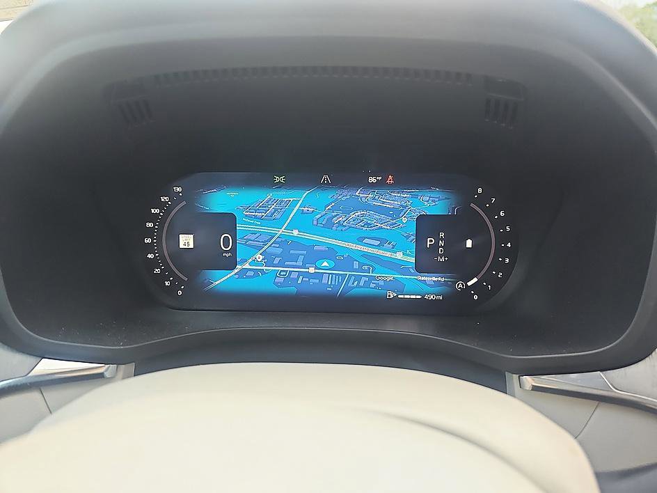 Used 2024 Volvo XC60 B5 Plus w/ Protection Package Premier image 20