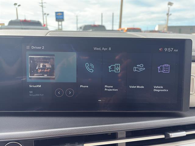 Used 2025 Hyundai Santa Fe SEL FWD image 21
