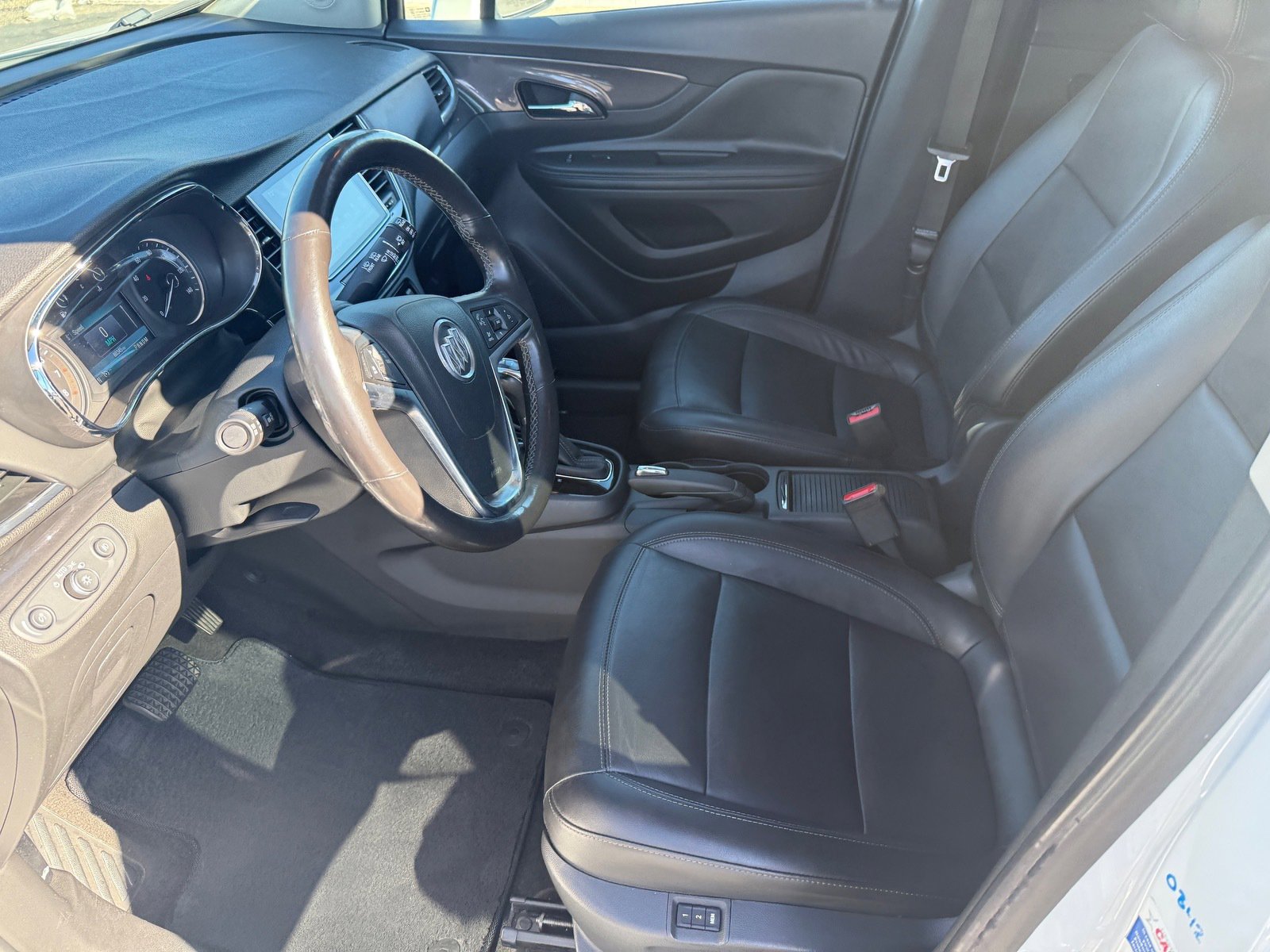 Used 2019 Buick Encore Essence image 19