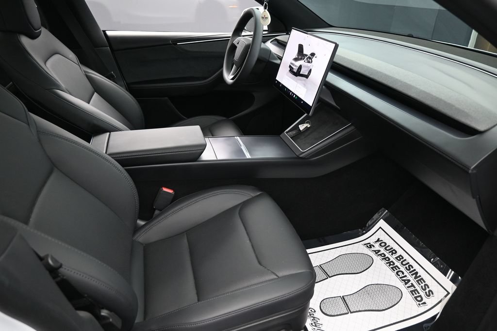 Used 2026 Tesla Model Y Long Range AWD/4WD image 29