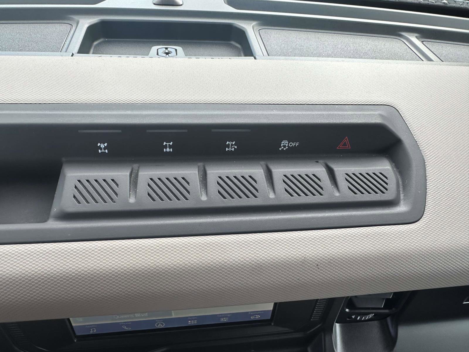 Certified 2022 Ford Bronco Big Bend w/ Sasquatch Package image 14